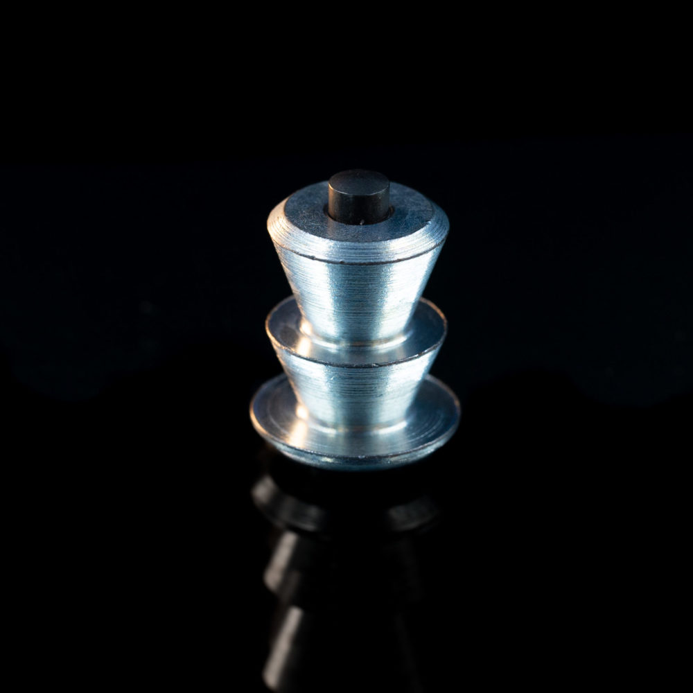Ø 15mm SAP Multiflange Steel studs for Trucks and heavy machinery