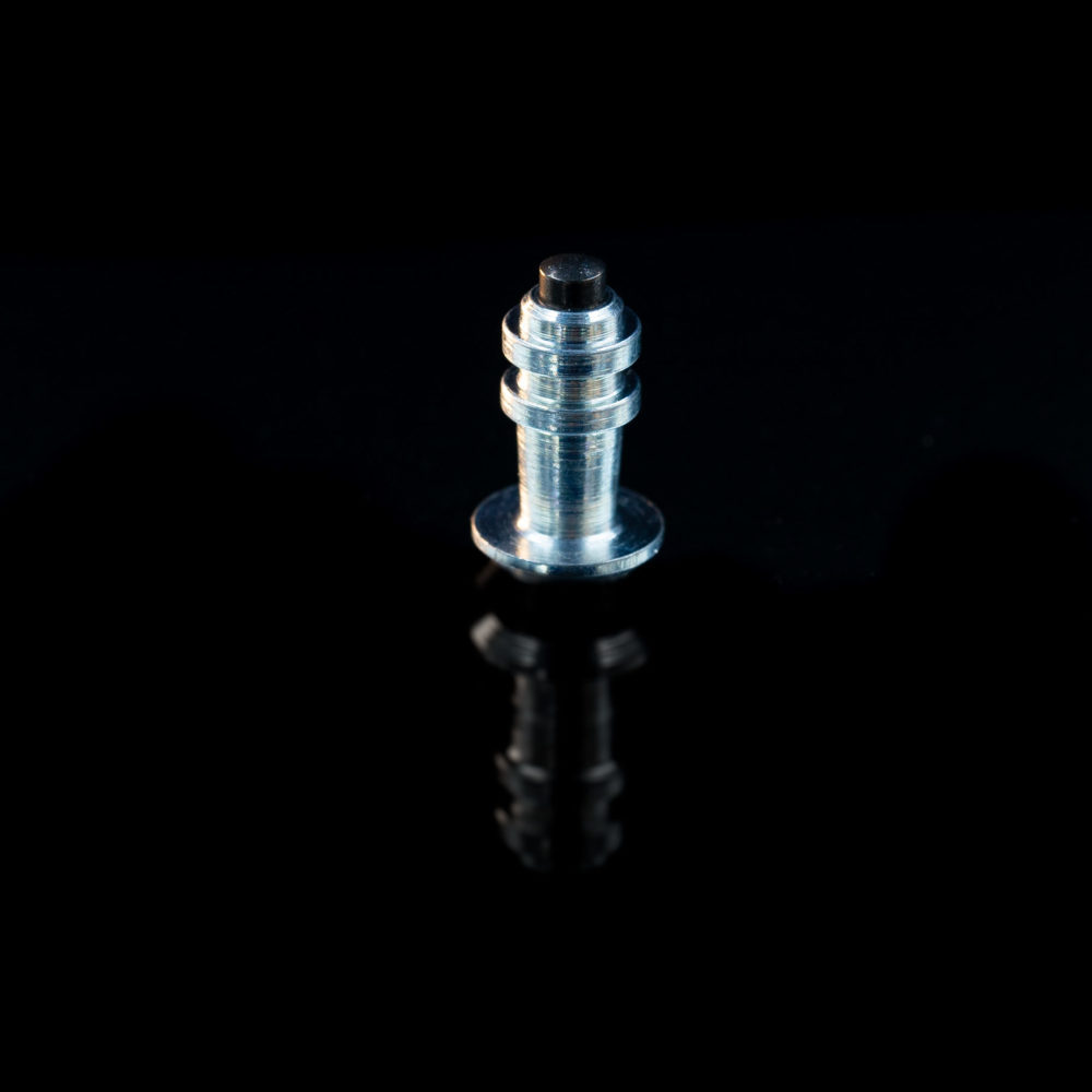 Ø 9mm TRM Multiflange Steel studs for Trucks and heavy machinery