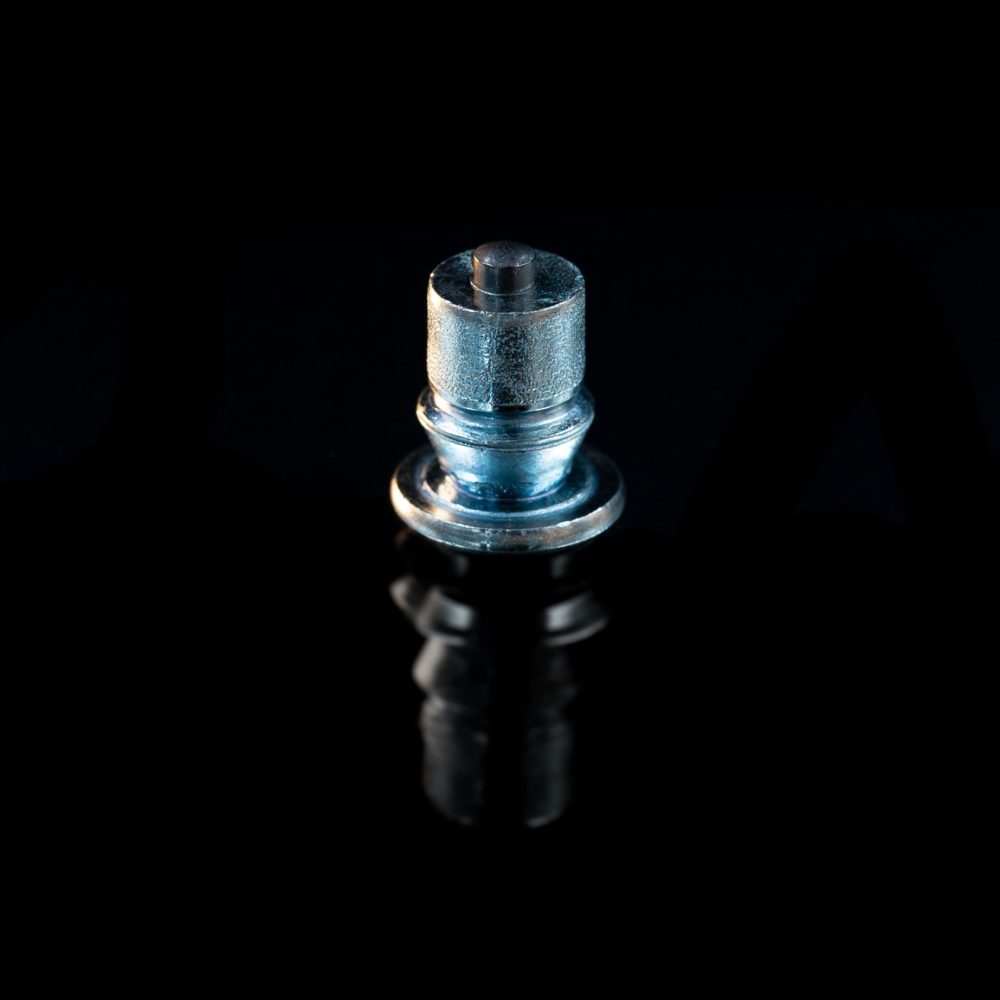 Ø 12mm V Multiflange Steel studs for Trucks and heavy machinery