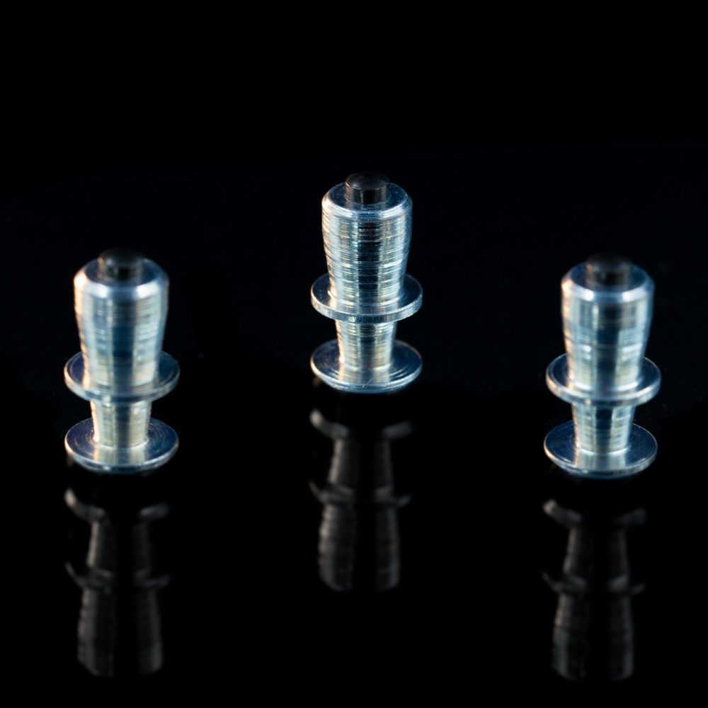Ø 8mm U Multiflange Steel studs for Trucks and heavy machinery