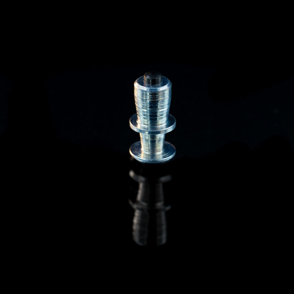 Ø 8mm U Multiflange Steel studs for Trucks and heavy machinery