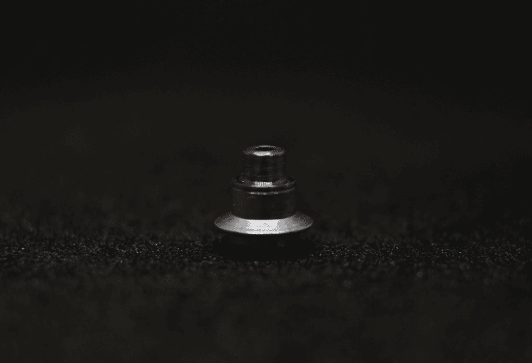 Rivet_industrie_debout_Vallgrip