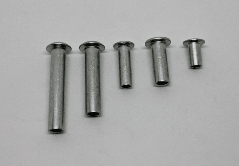 Rivets forés acier zingué blanc mobilier_Vallgrip (2)