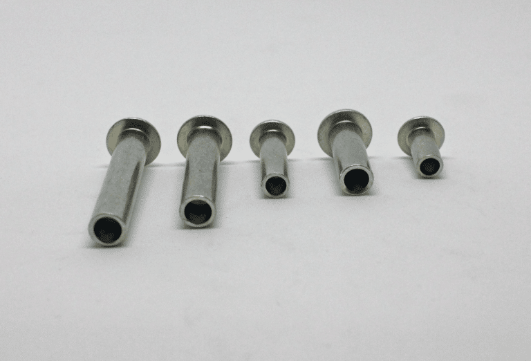 Rivets forés acier zingué blanc mobilier Vallgrip