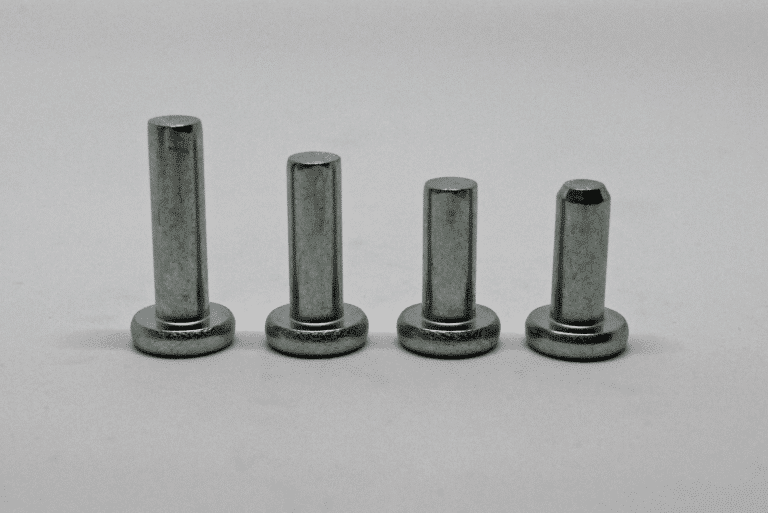 Rivets pleins acier zingué blanc mobilier_Ugigrip-Vallgrip